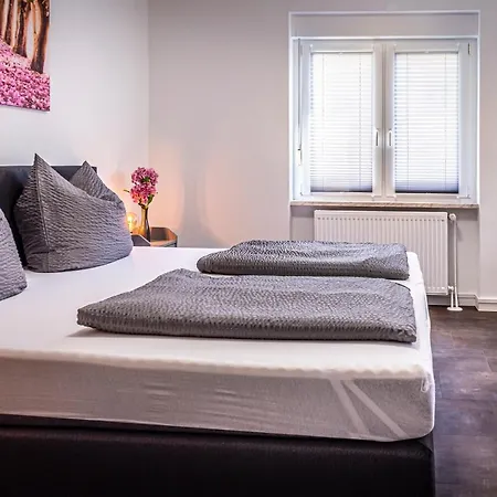 Komfortable In Halle * Галль