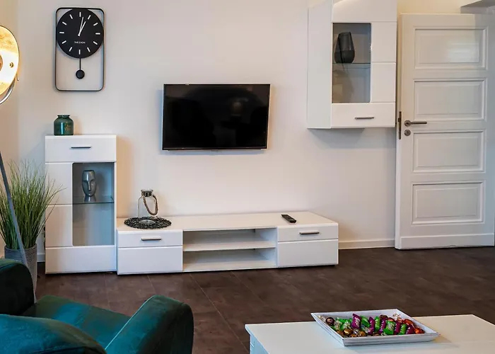 Komfortable In Halle * Галль