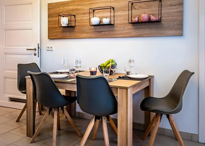 Komfortable In Halle * Галль